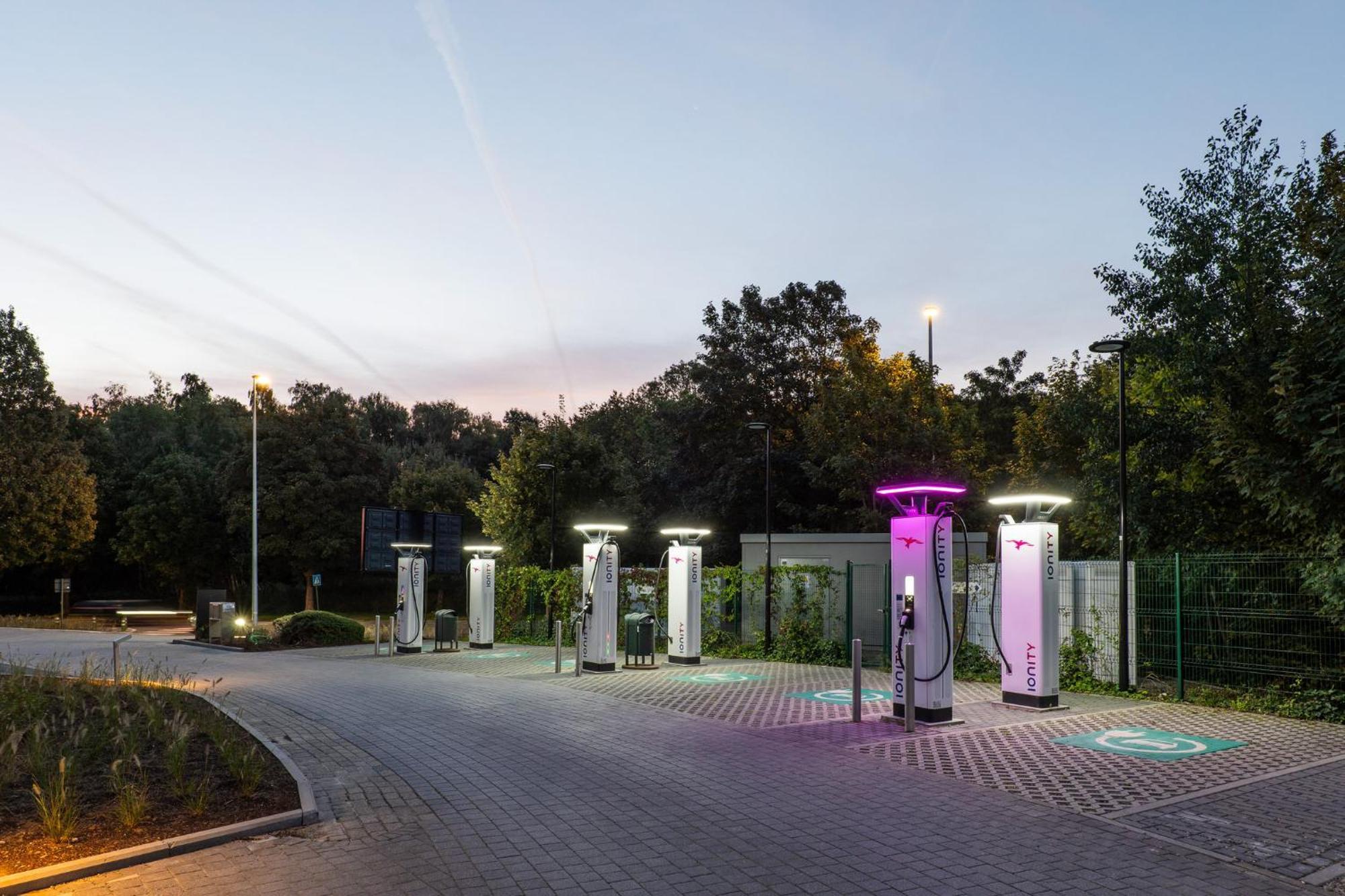 Voco Brussels City North By Ihg Vilvoorde Zewnętrze zdjęcie