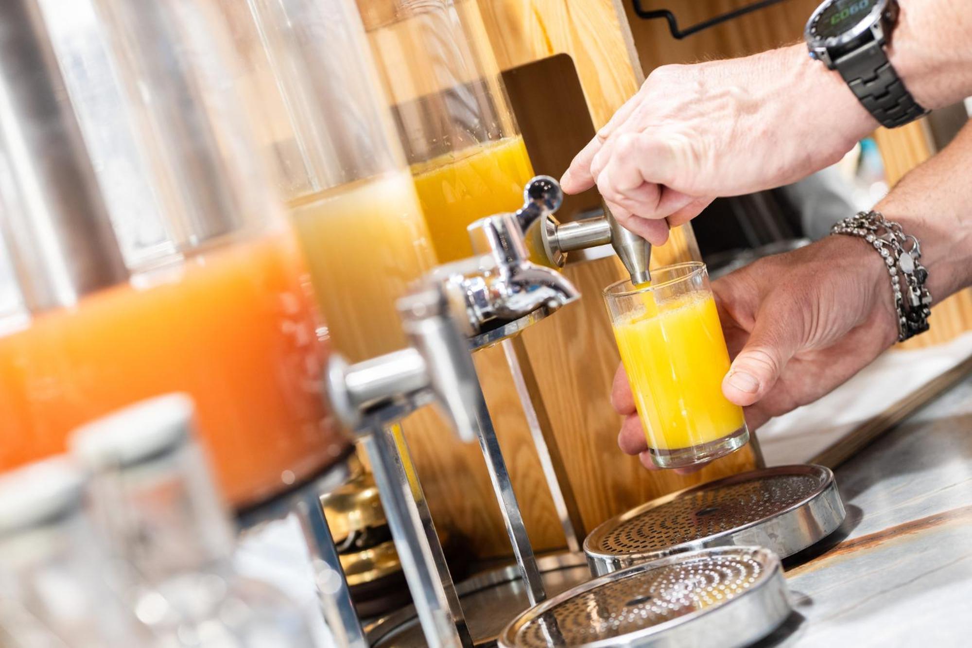 Voco Brussels City North By Ihg Vilvoorde Zewnętrze zdjęcie